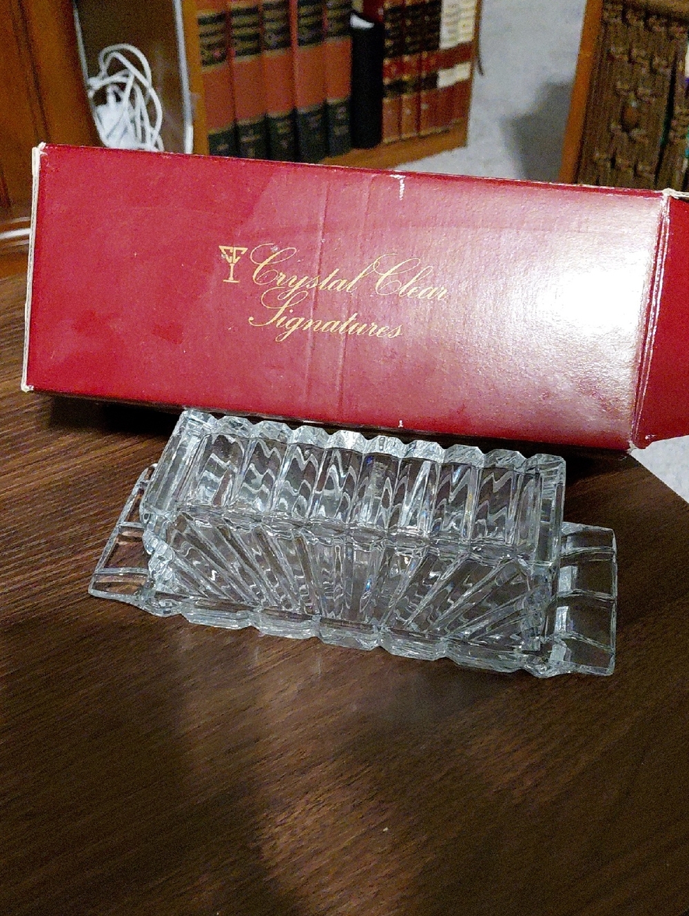 Crystal Clear Signatures Glass Butter Dish with Lid - Clear